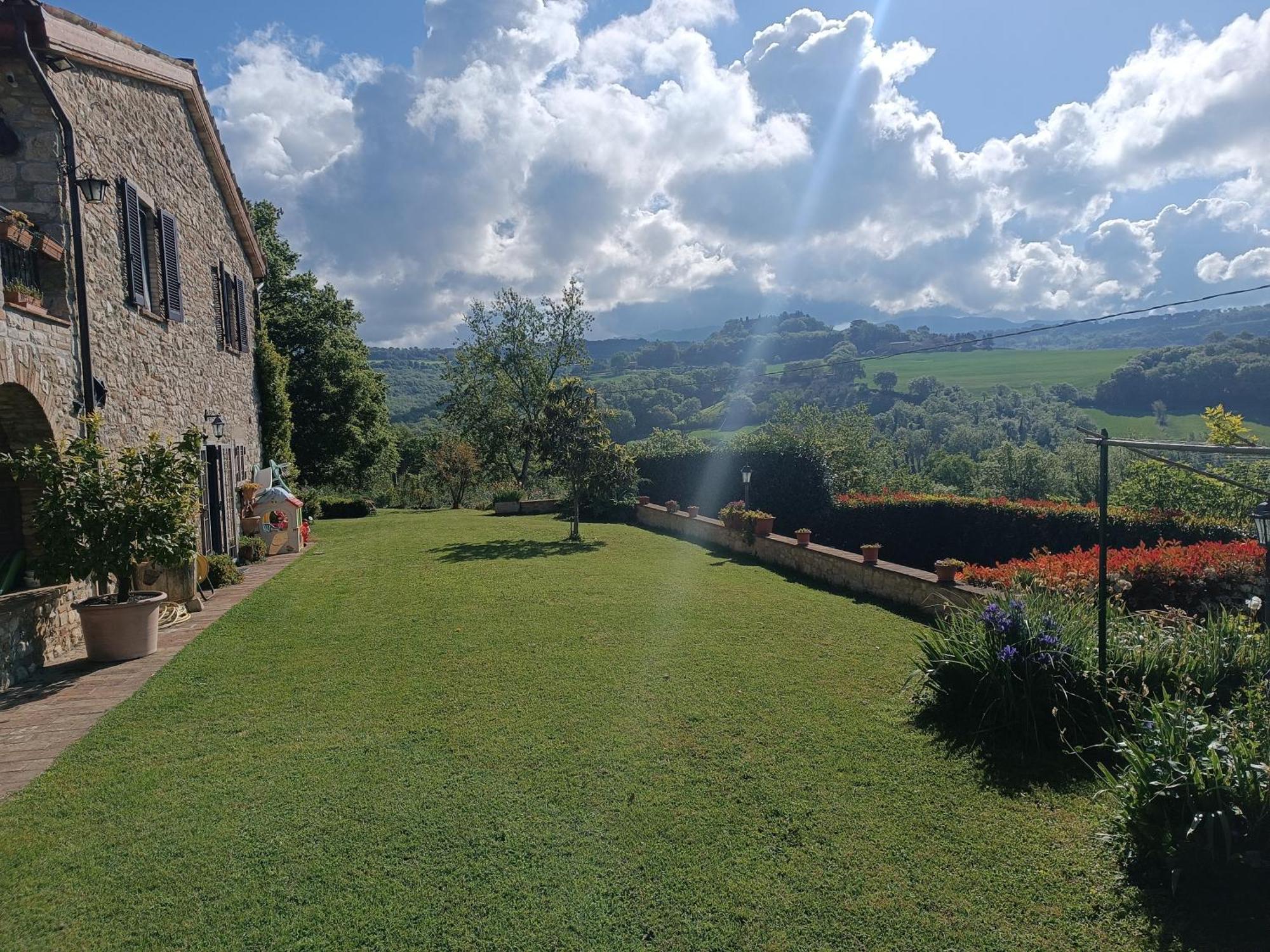 La Piccola Fattoria Villa Todi Dış mekan fotoğraf